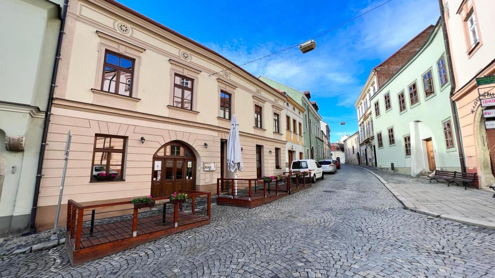 Penzion U Radnice, Byt 3 Зноймо Экстерьер фото